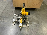 Dewalt dws777-qs afkort/verstekzaag - afbeelding 2 van  4