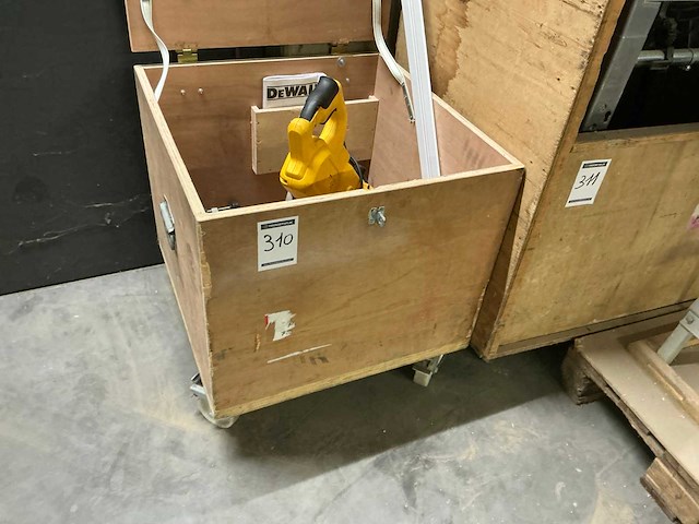 Dewalt dws777-qs afkort/verstekzaag - afbeelding 4 van  4