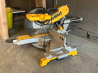 Dewalt dws780 12 afkortzaag - afbeelding 1 van  6