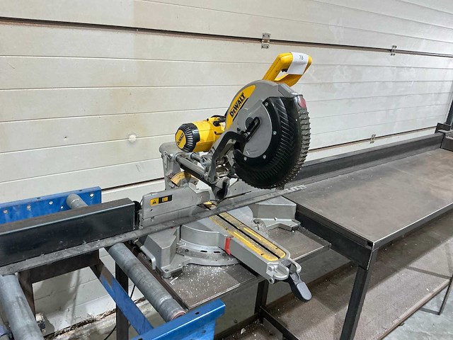 Dewalt dws780 afkortcirkelzaagmachine - afbeelding 1 van  3