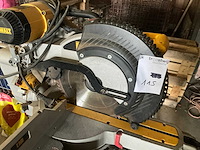Dewalt dws780 afkortcirkelzaagmachine - afbeelding 4 van  7