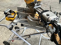 Dewalt dws780 afkort/verstekzaag - afbeelding 3 van  8