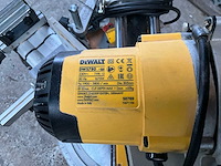 Dewalt dws780 afkort/verstekzaag - afbeelding 4 van  8