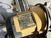 Dewalt dws780 afkortzaag - afbeelding 5 van  5