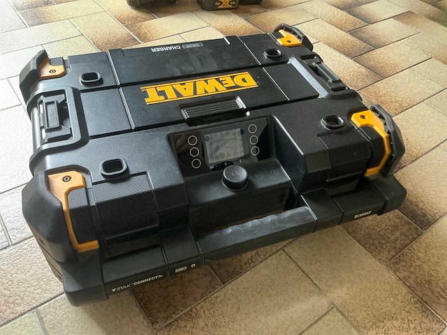 Dewalt dwst-1-81078qw accu werfradio - afbeelding 1 van  5