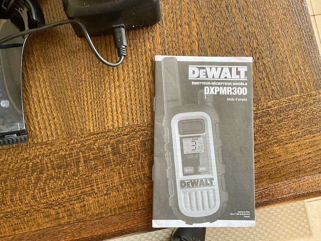 Dewalt dxpmr300 walkietalkie - afbeelding 3 van  3