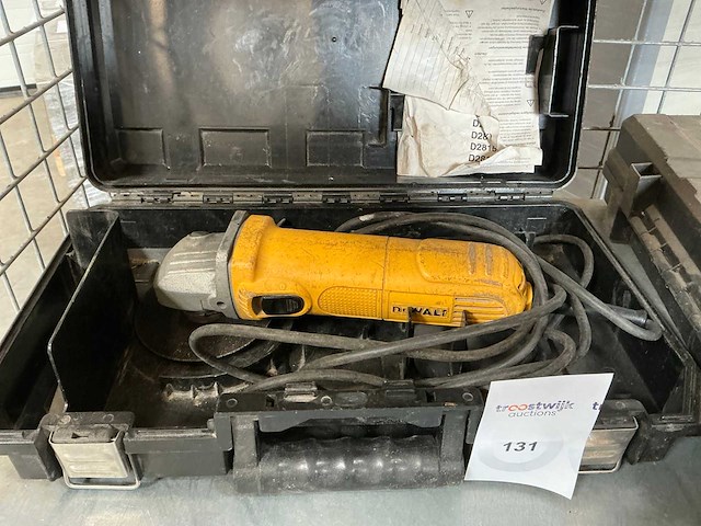 Dewalt elektrische gereedschappen (2x) - afbeelding 2 van  6