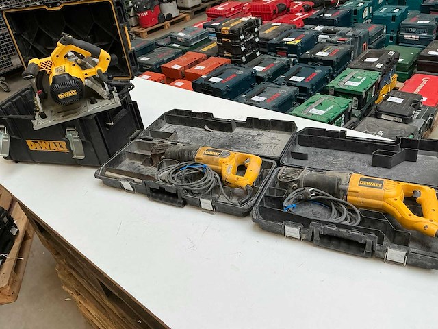 Dewalt elektrische gereedschappen (3x) - afbeelding 1 van  9