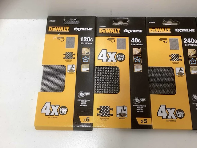 Dewalt extreme gaas schuurpapier set (93 x 190mm) - 4 pakken (40g t/m 240g) - afbeelding 3 van  5