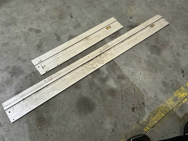 Dewalt geleidelat (2x) - afbeelding 1 van  1
