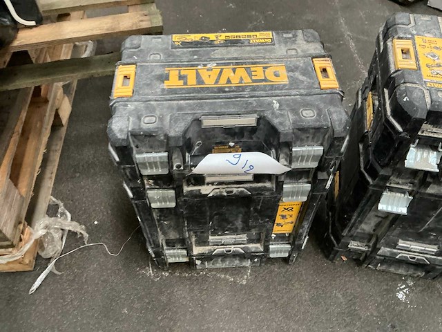 Dewalt gereedschapskoffer (2x) - afbeelding 2 van  5