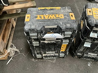 Dewalt gereedschapskoffer (2x) - afbeelding 2 van  5