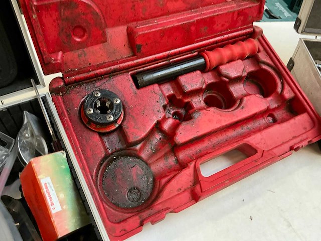 Dewalt gereedschapskoffer met inhoud (4x) - afbeelding 6 van  10