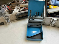 Dewalt gereedschapskoffer met inhoud (4x) - afbeelding 8 van  10