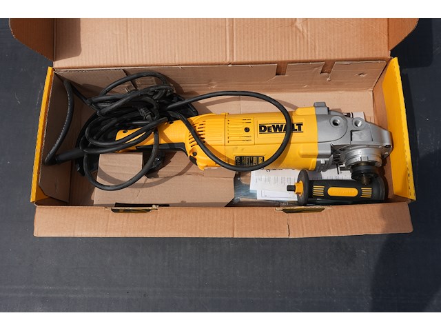 Dewalt haakse slijper d28423 qs - afbeelding 1 van  9