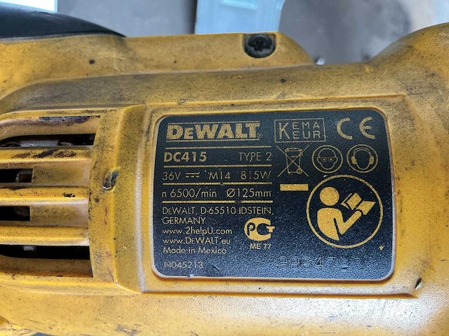 Dewalt haakse slijpmachine + slagmoermachine + schoefmachine (3x) - afbeelding 3 van  8