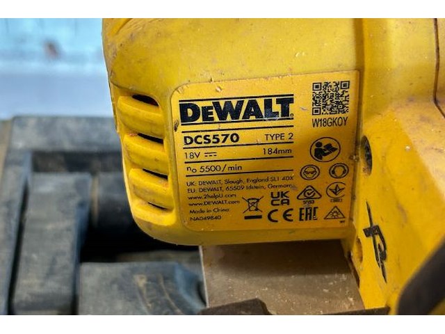 Dewalt handcirkelzaag + haakse slijper - afbeelding 10 van  12