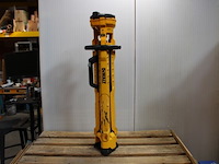 Dewalt led-bouwplaatsspot - afbeelding 6 van  7