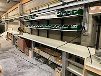 Dewalt montagelijn met inhoud op zolderverdieping - afbeelding 1 van  11