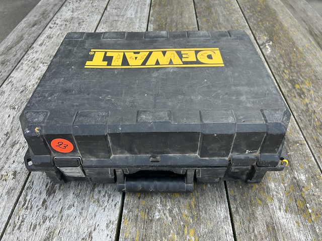 Dewalt nagelschieter - afbeelding 2 van  2