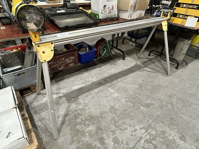 Dewalt onderstel - afbeelding 1 van  2