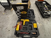 Dewalt pa3500 pneumatische nagelschieter - afbeelding 1 van  7