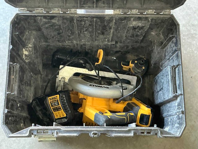 Dewalt partij divers accugereedschap - afbeelding 8 van  9