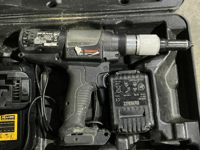 Dewalt pb2500 blindklinknagelmachine - afbeelding 3 van  3