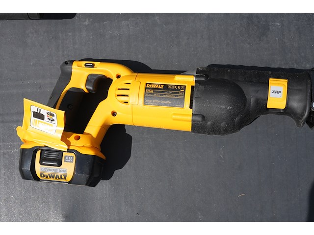 Dewalt reciprozaag dc385 kl - afbeelding 3 van  7