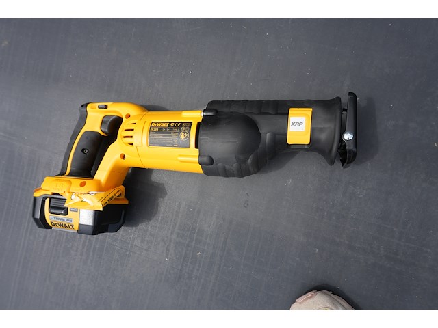Dewalt reciprozaag dc385 kl - afbeelding 3 van  8
