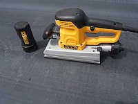 Dewalt vlakschuurmachine d26420 qs