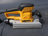 Dewalt vlakschuurmachine d26420 qs - afbeelding 2 van  6