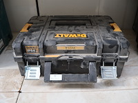 Dewalt werkkoffer - afbeelding 1 van  3