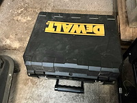 Dewalt xr li-ion tacker - afbeelding 6 van  6