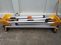 Dewalt zaagtafel - afbeelding 1 van  3