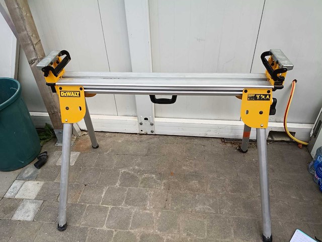 Dewalt zaagtafel - afbeelding 2 van  3