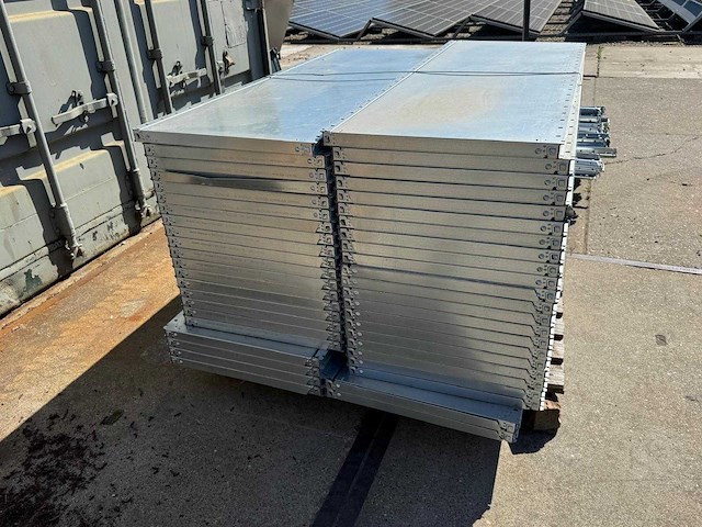 Dexion legborden en liggers 50x130cm - 70stuk - afbeelding 1 van  4