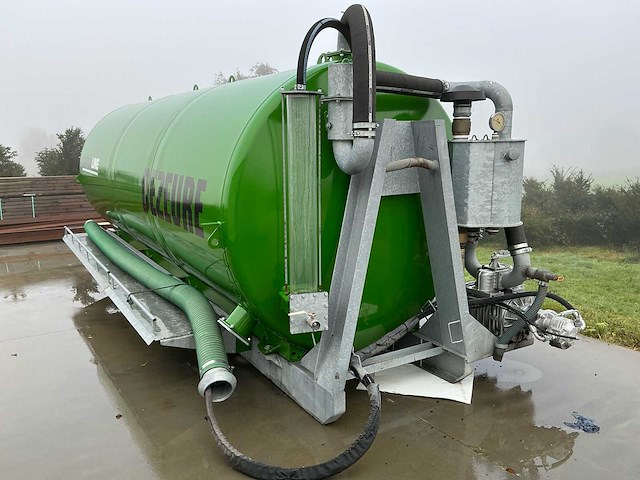 Dezeure waterton (14000l) met spuitinstallatie. - afbeelding 9 van  11