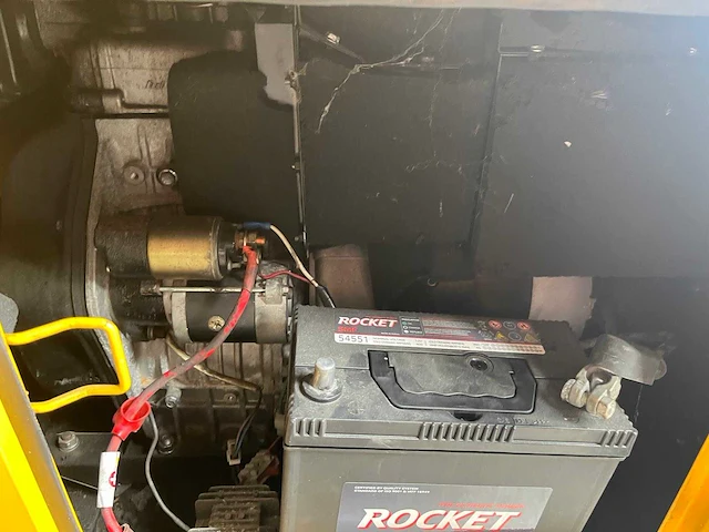 Dg11000se-3 dieselgenerator set dg11000se-3 – 8 kw – 230/400 v – super stil - afbeelding 8 van  8