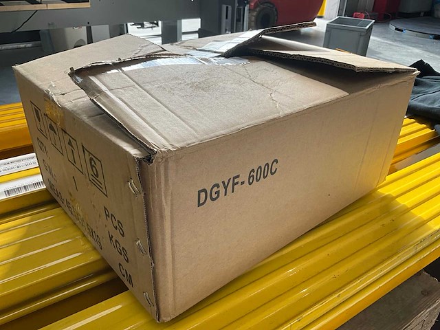 Dgfy-600 elektromagnetisch flessendopverzegelmachine - afbeelding 5 van  5