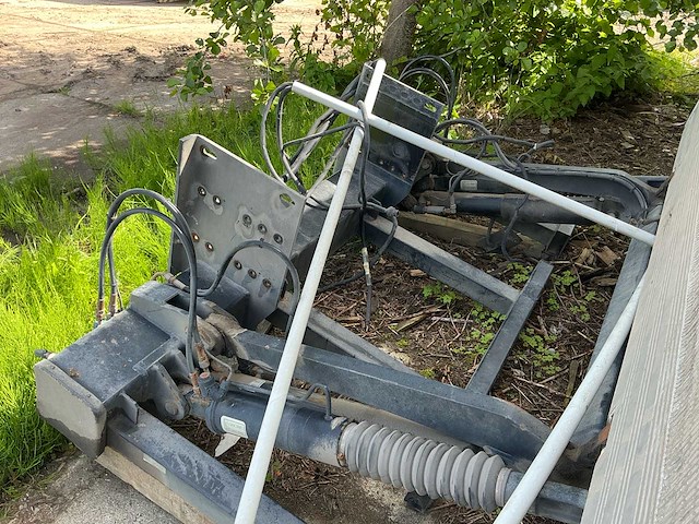 D’hollandia hydraulische laadklep - afbeelding 7 van  17