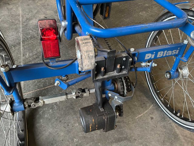 Di blasi opvouwbare driewieler met elektrische ondersteuning - afbeelding 13 van  30