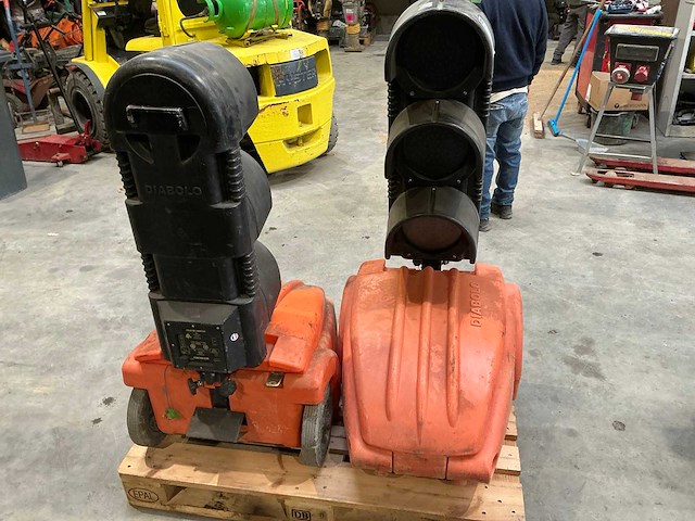 Diabolo mobiele verkeerslichten (2x) - afbeelding 2 van  3