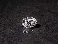 Diamant-ovaal vorm 2 ct's - igi gecertificeerd f vs2 - afbeelding 2 van  3