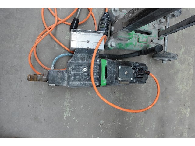 Diamantboor eibenstock met statief - afbeelding 2 van  4