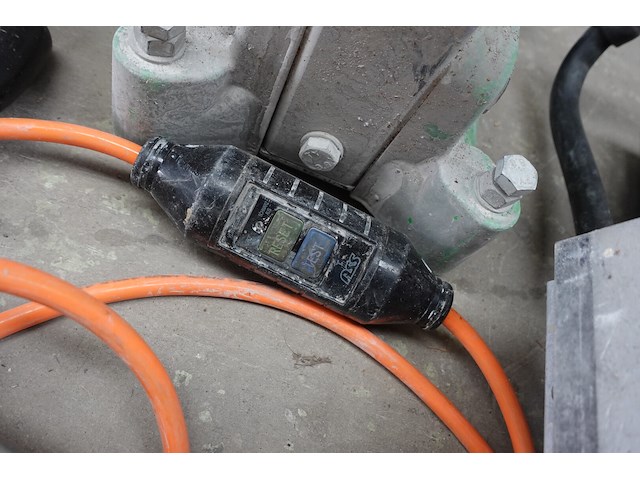 Diamantboor eibenstock met statief - afbeelding 4 van  4