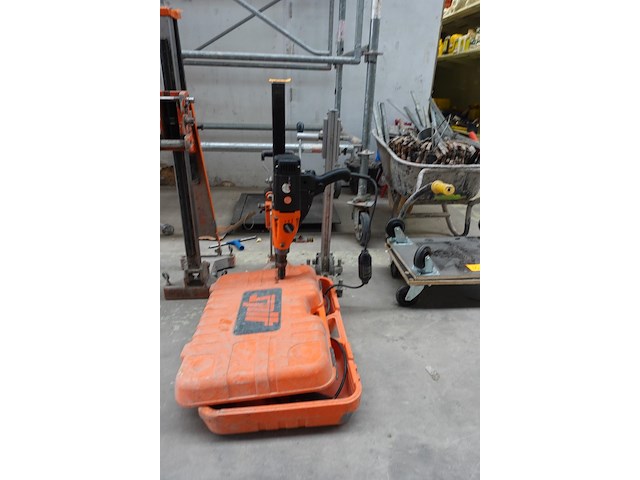 Diamantboor spit met 2x statief - afbeelding 1 van  4