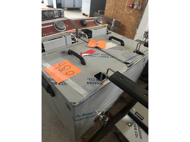 Diamond - ef102-tn elektrische tafelfriteuse - afbeelding 2 van  3