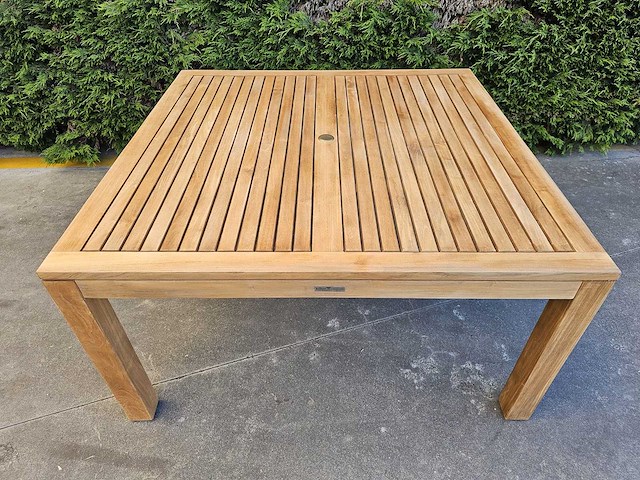Diamond collection - teak tuintafel briston 150x 150cm met blokpoten - afbeelding 3 van  4