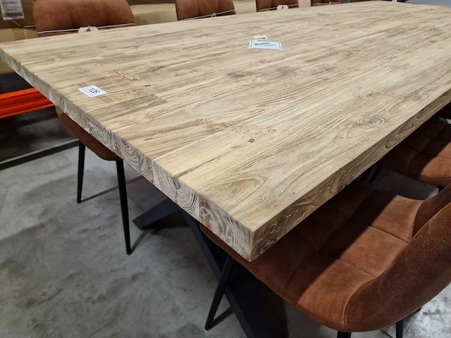 Diamond collection interieur tafel 250 x 100 x h4cm met x-poot alu - afbeelding 4 van  4